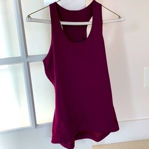 Endeavor sleeveless athletic top